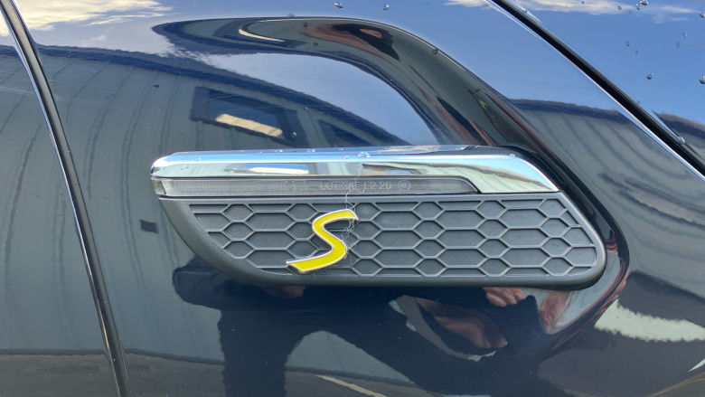 MINI Hatchback 135kW Cooper S Level 3 33kWh 3dr Auto Electric Hatchback